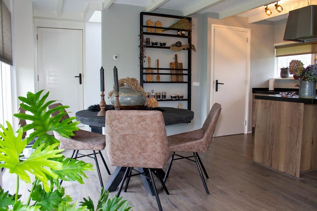 Bed En Breakfast The Wooden Wall Marum Exterior photo
